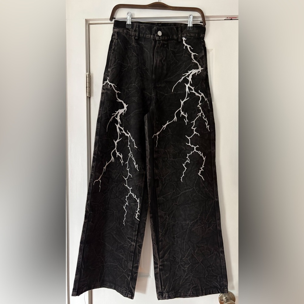 McCann Black Jeans with White‎ Lightning Design Size Medium 28 Waist NWOT - Picture 2 of 6